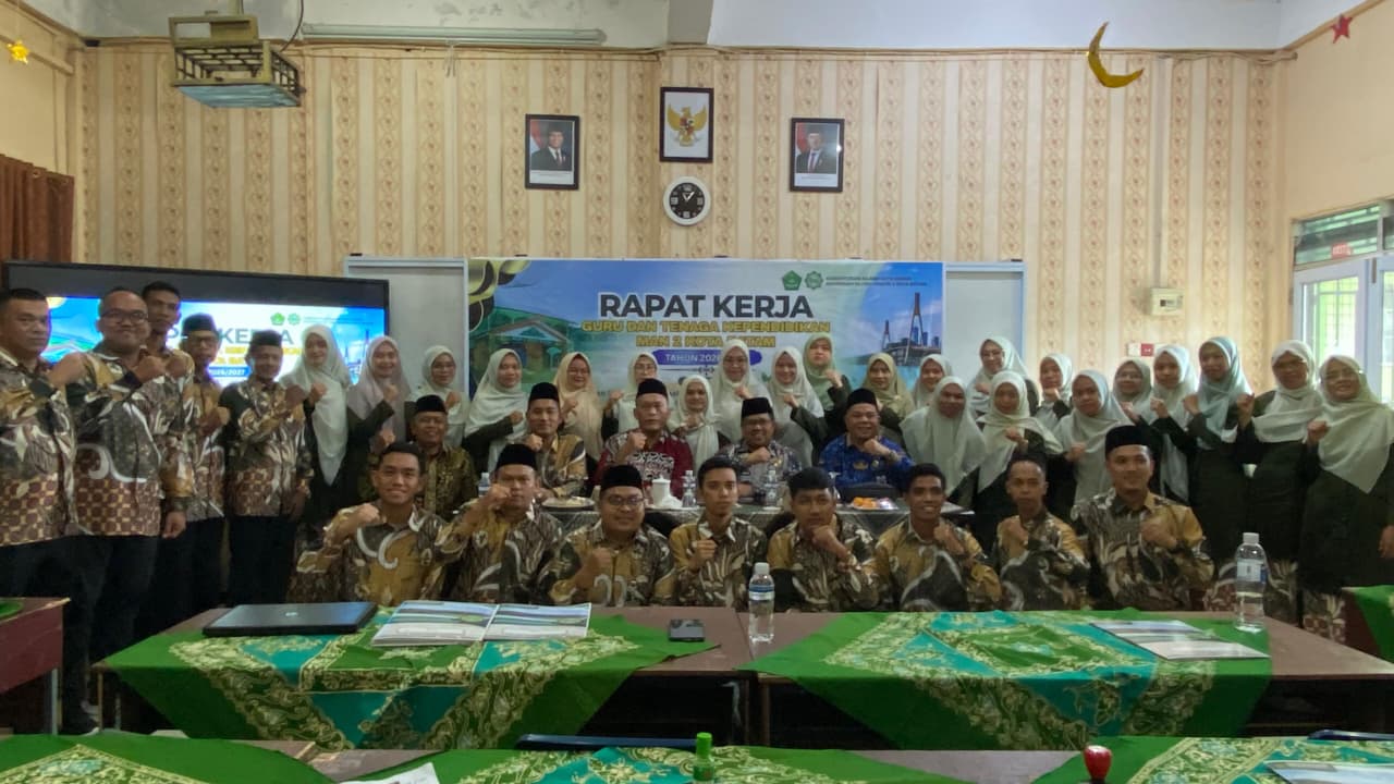 MAN 2 Kota Batam Gelar Raker Dengan Kemenang Menuju Madrasah Unggul