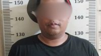 Tersangka AP Diamankan Polsek Batu Aji Terkait Penggelapan Uang Pendaftaran Dan SPP Tersangka AP Diamankan Polsek Batu Aji Terkait Penggelapan Uang Pendaftaran Dan SPP