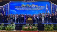 Ketua Umum Perhiasan Advokat Indonesia (Peradi) sekaligus advokat senior Otto Hasibuan Secara Resmi Membuka Rakernas Di Kota Batam.